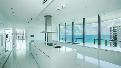 19575 Collins Avenue Sunny Isles Beach FL 33160