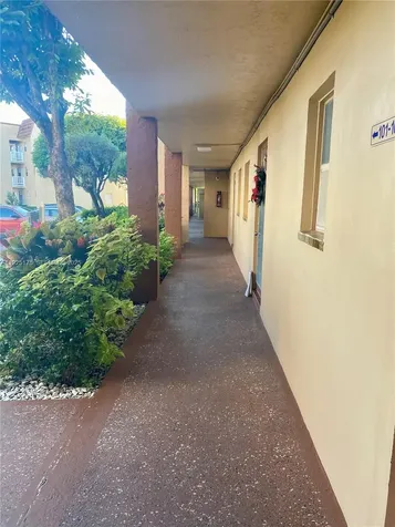 9261 Sunrise Lakes Boulevard Sunrise FL 33322
