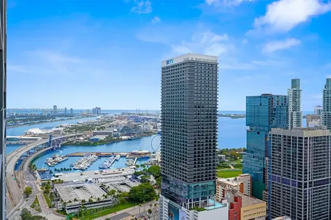 159 NE 6th Street Miami FL 33132