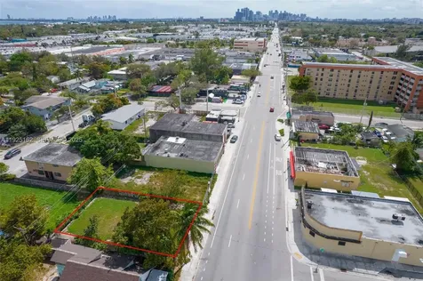 7635 NE 2nd Avenue Miami FL 33138