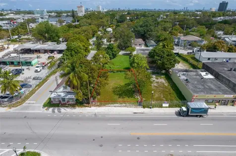 7635 NE 2nd Avenue Miami FL 33138