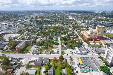 7635 NE 2nd Avenue Miami FL 33138