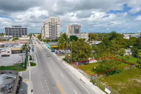 7635 NE 2nd Avenue Miami FL 33138