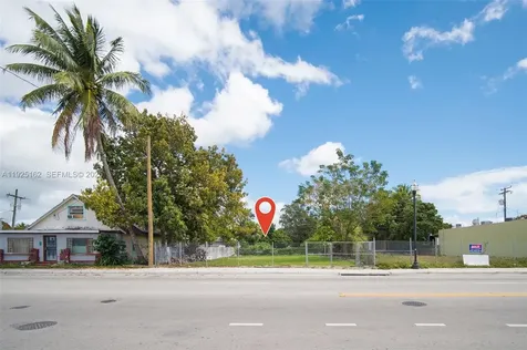 7635 NE 2nd Avenue Miami FL 33138