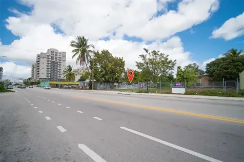7635 NE 2nd Avenue Miami FL 33138
