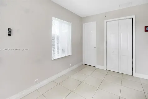 6810 Farragut Street Hollywood FL 33024