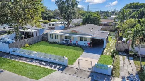 6810 Farragut Street Hollywood FL 33024
