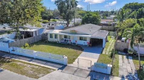 6810 Farragut Street Hollywood FL 33024