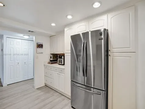 800 Parkview Drive Hallandale Beach FL 33009