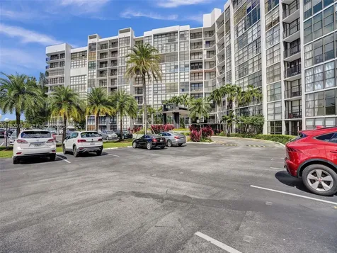 800 Parkview Drive Hallandale Beach FL 33009