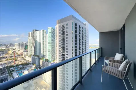 601 NE 1st Avenue Miami FL 33132