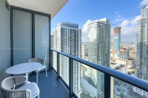 601 NE 1st Avenue Miami FL 33132