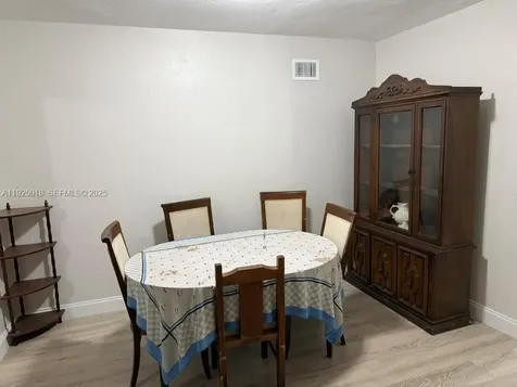 2459 NW 28th Street Miami FL 33142