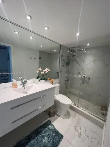 5555 Collins Avenue Miami Beach FL 33140