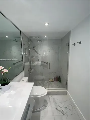 5555 Collins Avenue Miami Beach FL 33140