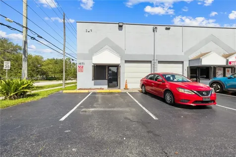 1671 W 37th Street Hialeah FL 33012