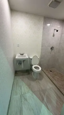 1671 W 37th Street Hialeah FL 33012