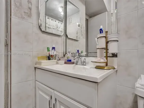 2770 NW 193rd Terrace Miami Gardens FL 33056
