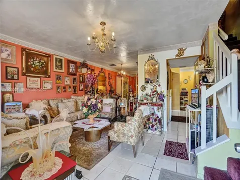 2770 NW 193rd Terrace Miami Gardens FL 33056