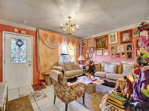 2770 NW 193rd Terrace Miami Gardens FL 33056