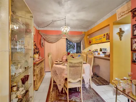 2770 NW 193rd Terrace Miami Gardens FL 33056