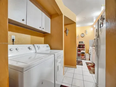 2770 NW 193rd Terrace Miami Gardens FL 33056