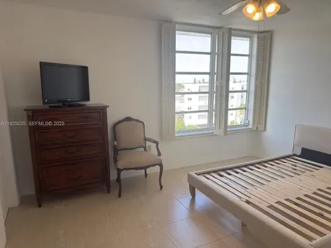 7800 Carlyle Avenue Miami Beach FL 33141