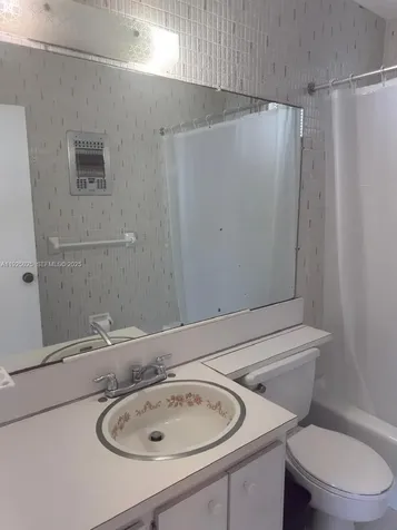 7800 Carlyle Avenue Miami Beach FL 33141