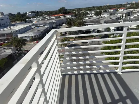7800 Carlyle Avenue Miami Beach FL 33141
