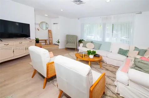 107 Winged Foot Lane Boca Raton FL 33431