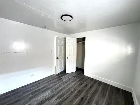 4017 SW 24th Street West Park FL 33023