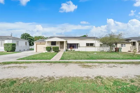 355 W 54th Street Hialeah FL 33012