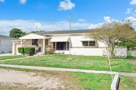 355 W 54th Street Hialeah FL 33012