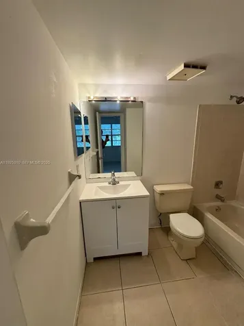 10120 Twin Lakes Coral Springs FL 33071
