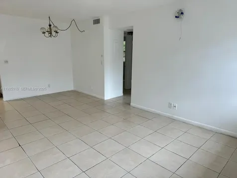 10120 Twin Lakes Coral Springs FL 33071