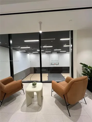 225 N Miami Avenue Miami FL 33128