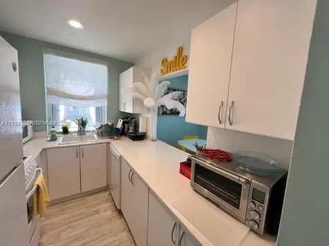1614 Pennsylvania Avenue Miami Beach FL 33139