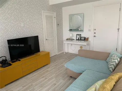 1614 Pennsylvania Avenue Miami Beach FL 33139