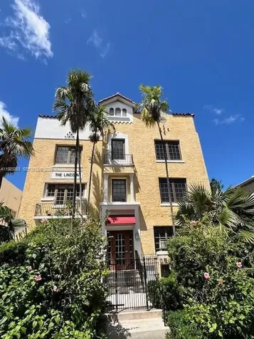 1614 Pennsylvania Avenue Miami Beach FL 33139