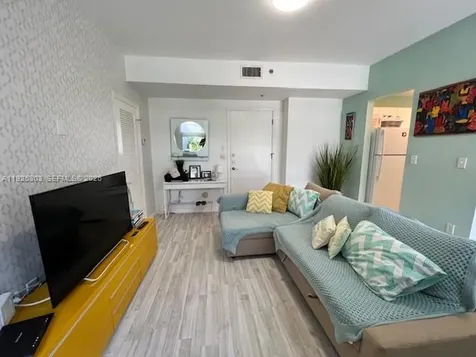 1614 Pennsylvania Avenue Miami Beach FL 33139