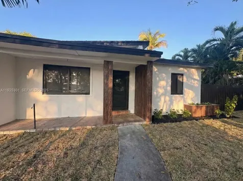 3 Ronald Road West Park FL 33023