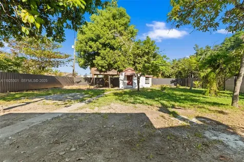 3 Ronald Road West Park FL 33023