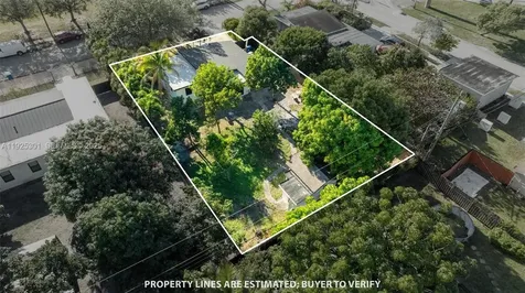 3 Ronald Road West Park FL 33023