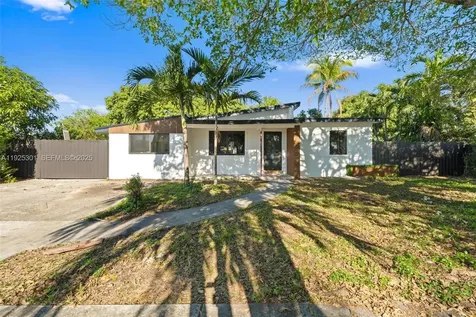 3 Ronald Road West Park FL 33023