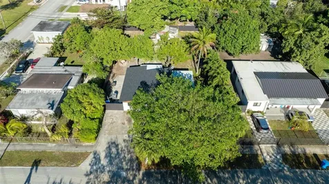 3 Ronald Road West Park FL 33023