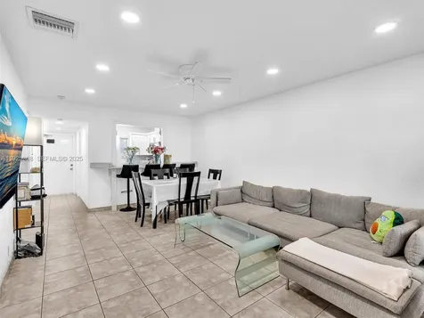 5130 SW 40th Avenue Dania Beach FL 33314