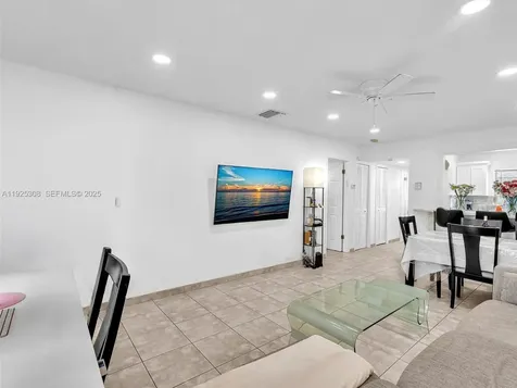 5130 SW 40th Avenue Dania Beach FL 33314