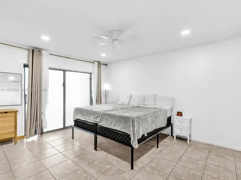5130 SW 40th Avenue Dania Beach FL 33314