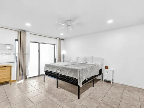 5130 SW 40th Avenue Dania Beach FL 33314