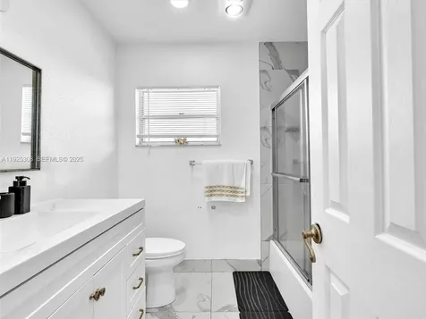 5130 SW 40th Avenue Dania Beach FL 33314
